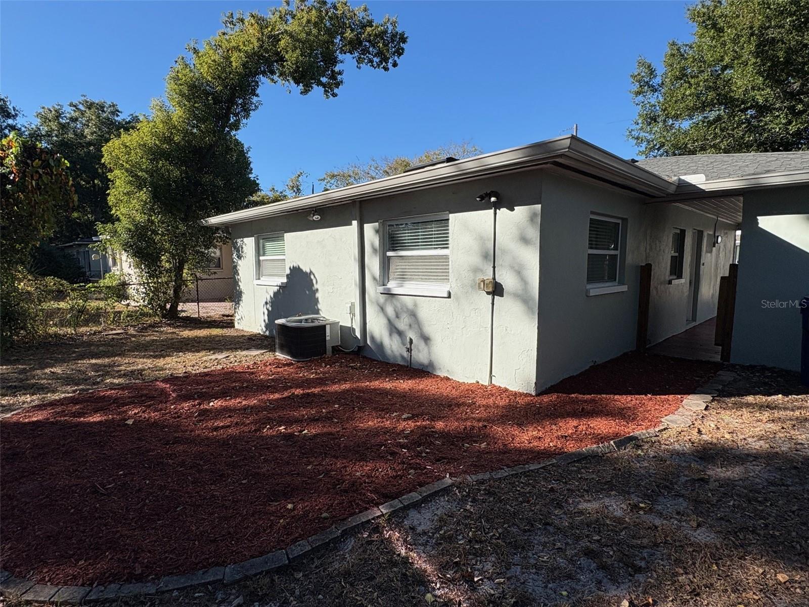 Image 9 of 15 For 4016 Carmen Street