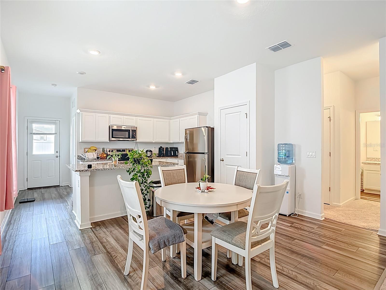 Image 10 of 28 For 38345 Honeysuckle Drive