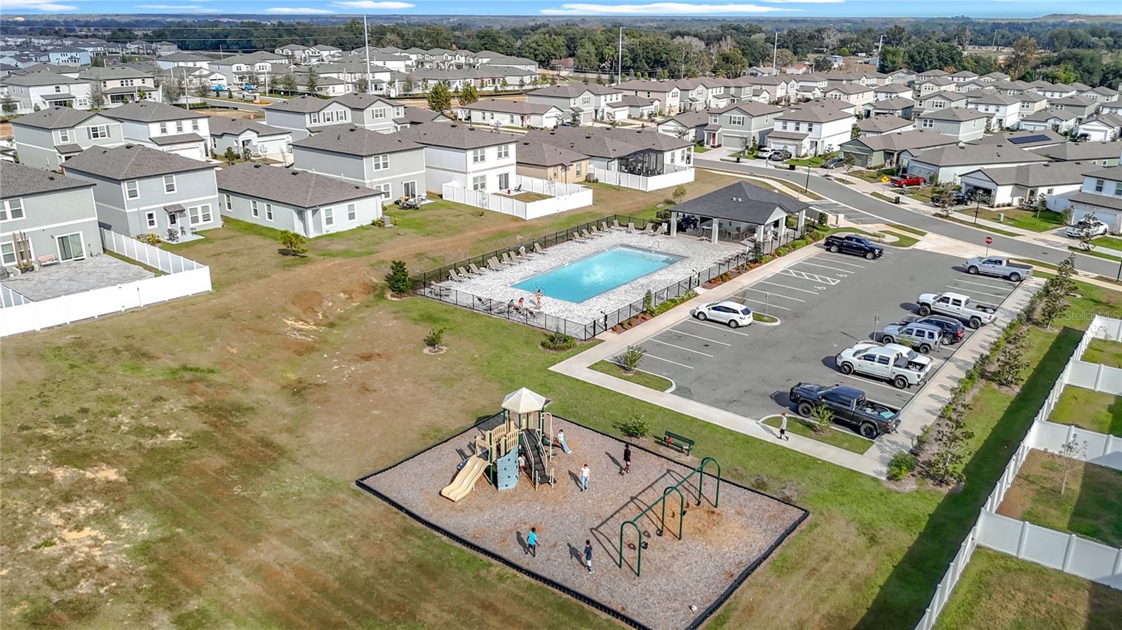 Image 26 of 28 For 38345 Honeysuckle Drive