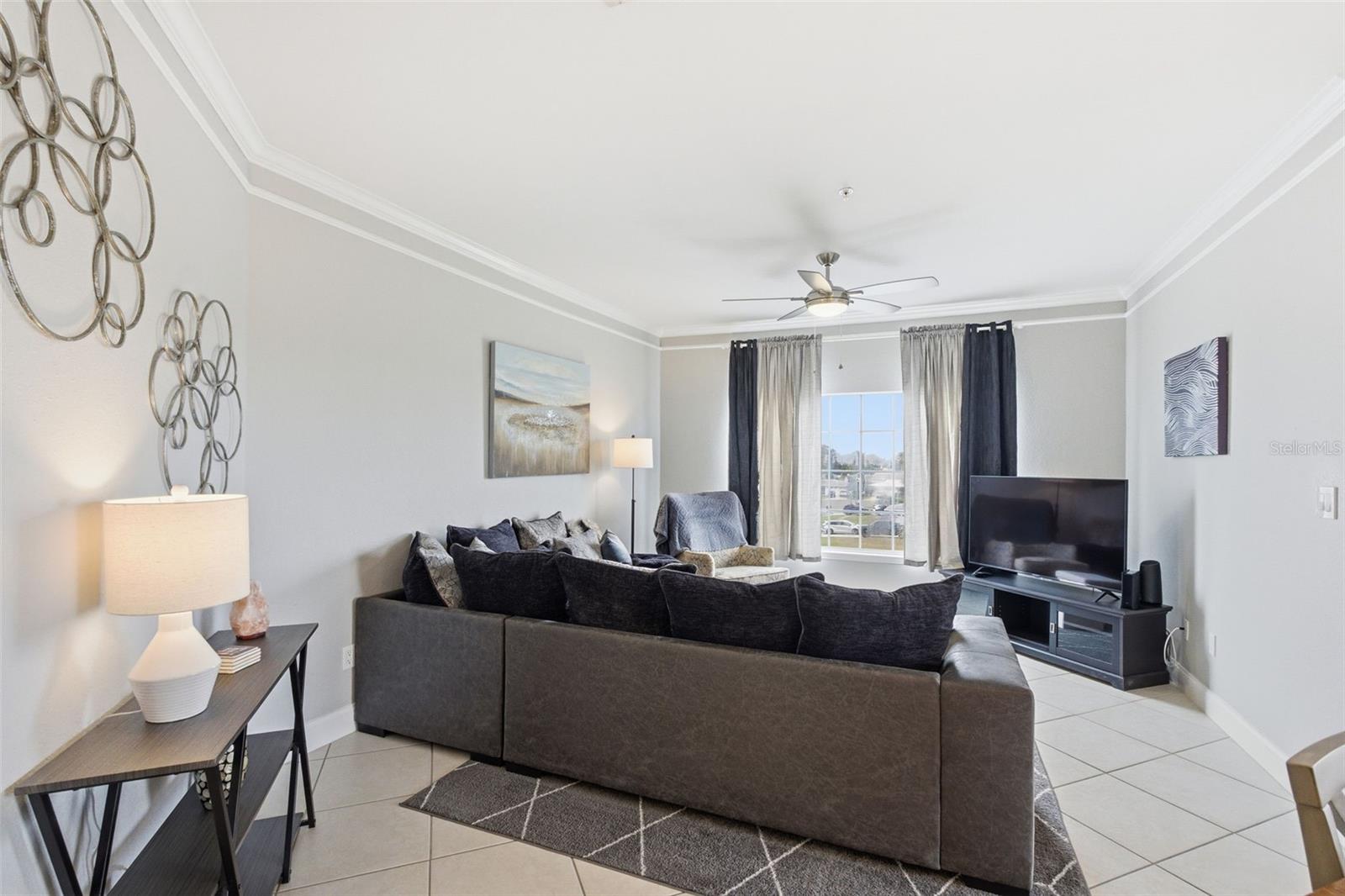 Image 18 of 68 For 4345 Bayside Village Drive 302