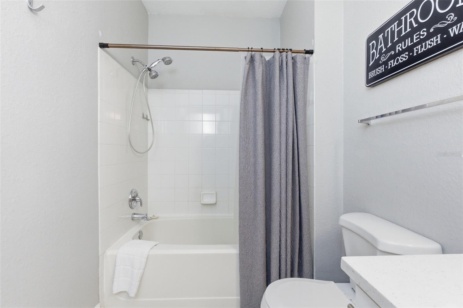 Image 26 of 68 For 4345 Bayside Village Drive 302