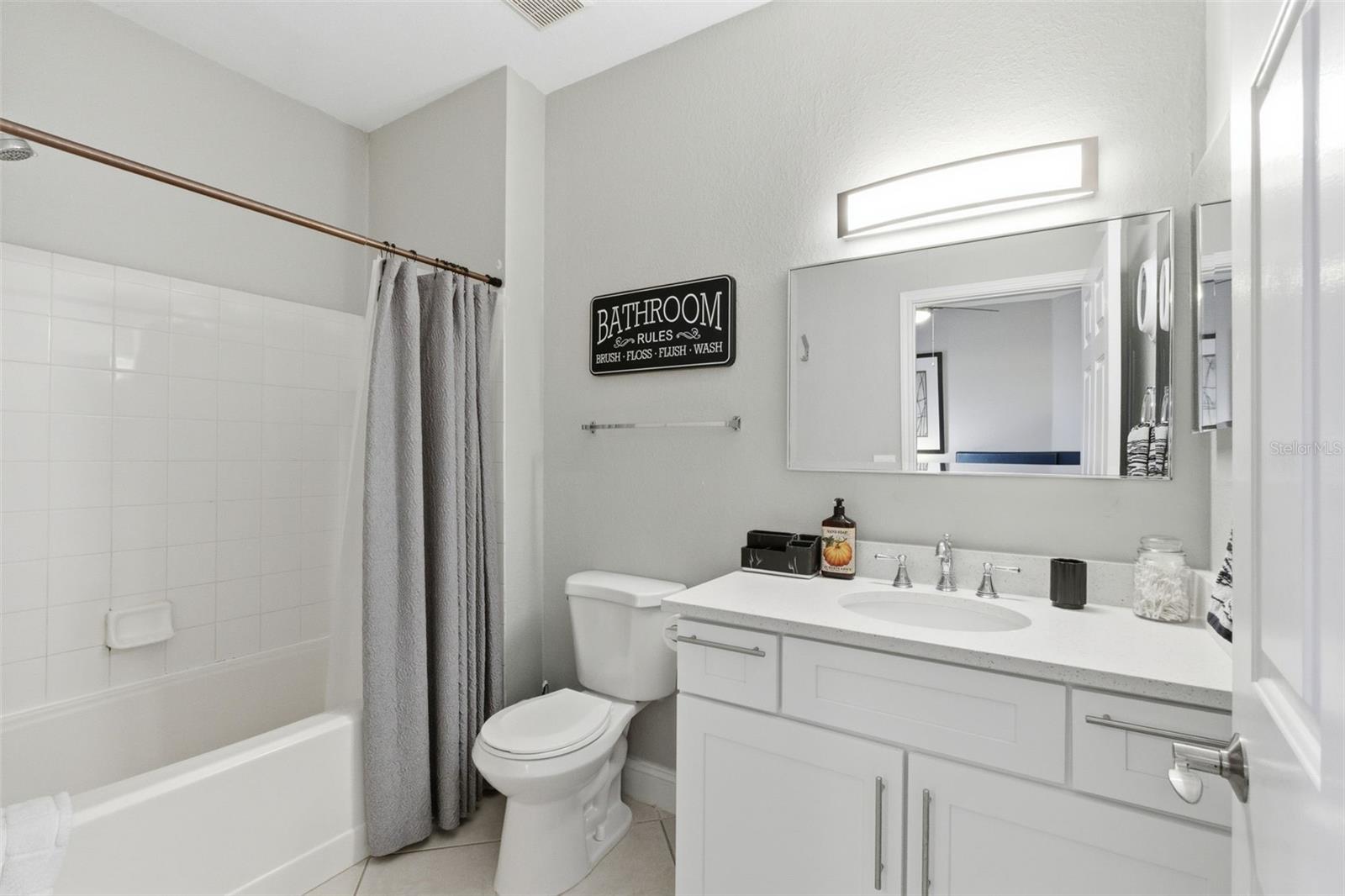 Image 27 of 68 For 4345 Bayside Village Drive 302