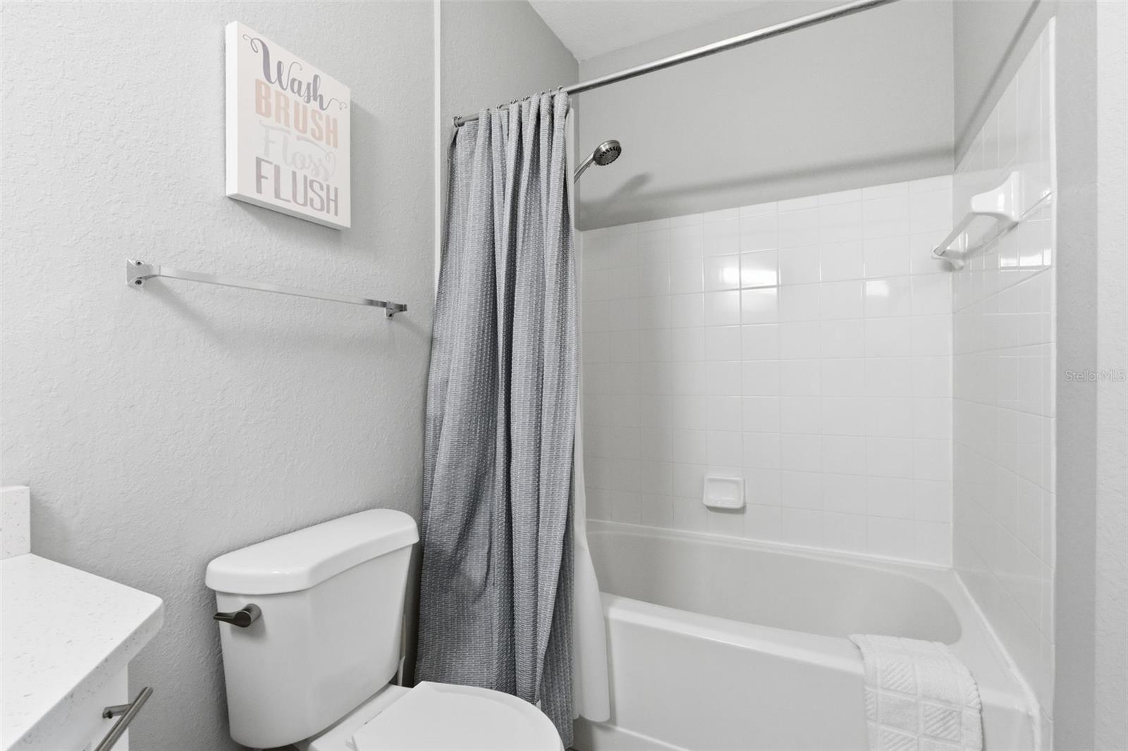 Image 33 of 68 For 4345 Bayside Village Drive 302