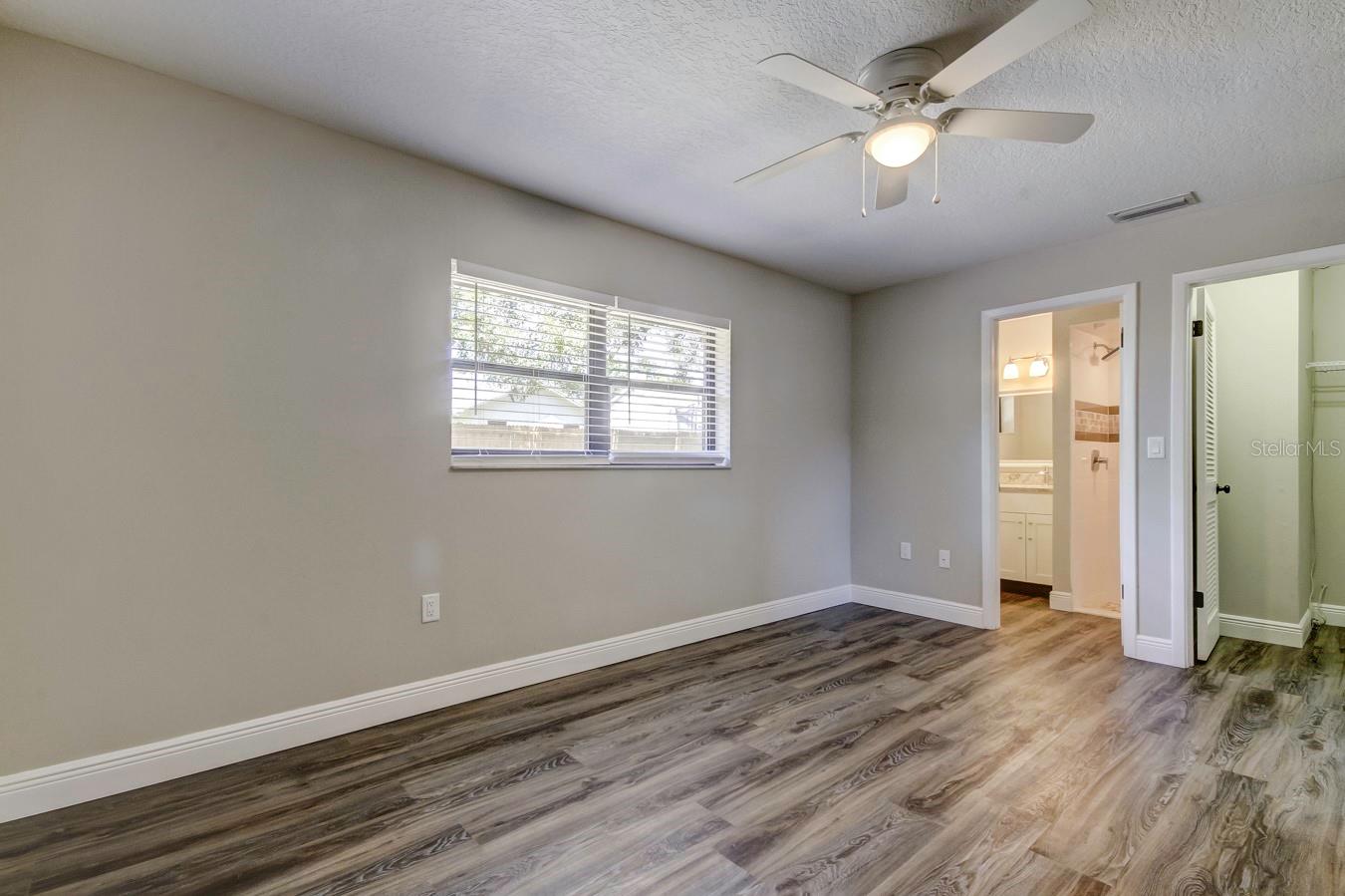 Image 19 of 29 For 1431 Noell Boulevard