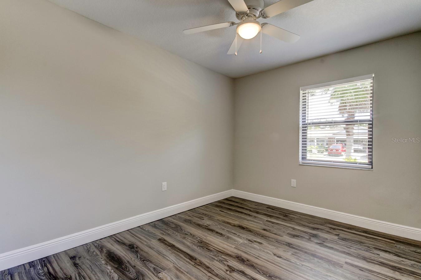 Image 21 of 29 For 1431 Noell Boulevard