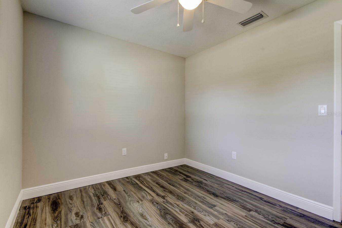 Image 26 of 29 For 1431 Noell Boulevard