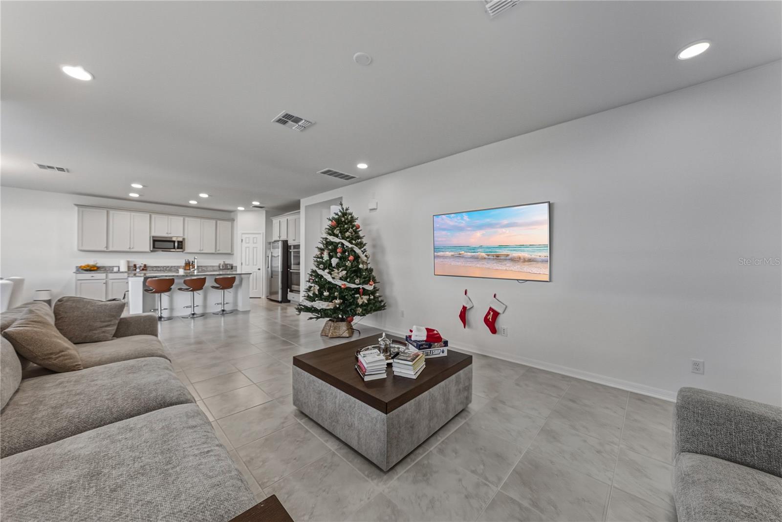 Image 24 of 58 For 9506 Crescent Ray Drive