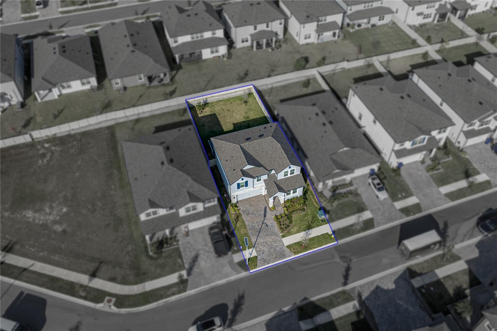 Image 8 of 58 For 9506 Crescent Ray Drive