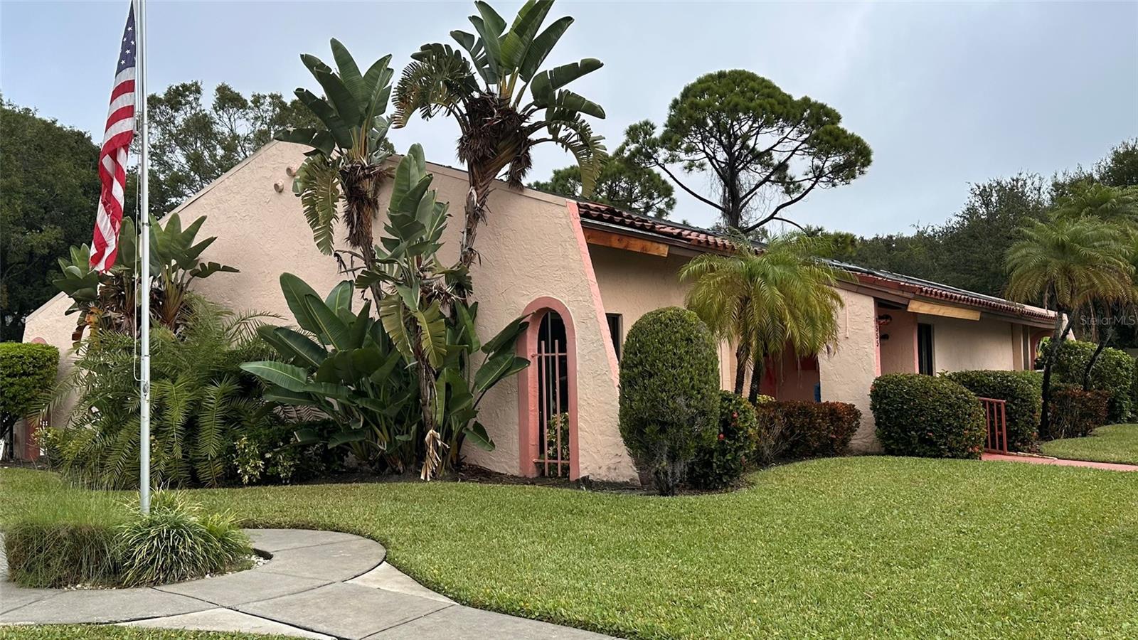 Image 6 of 50 For 9783 86th Avenue 9783