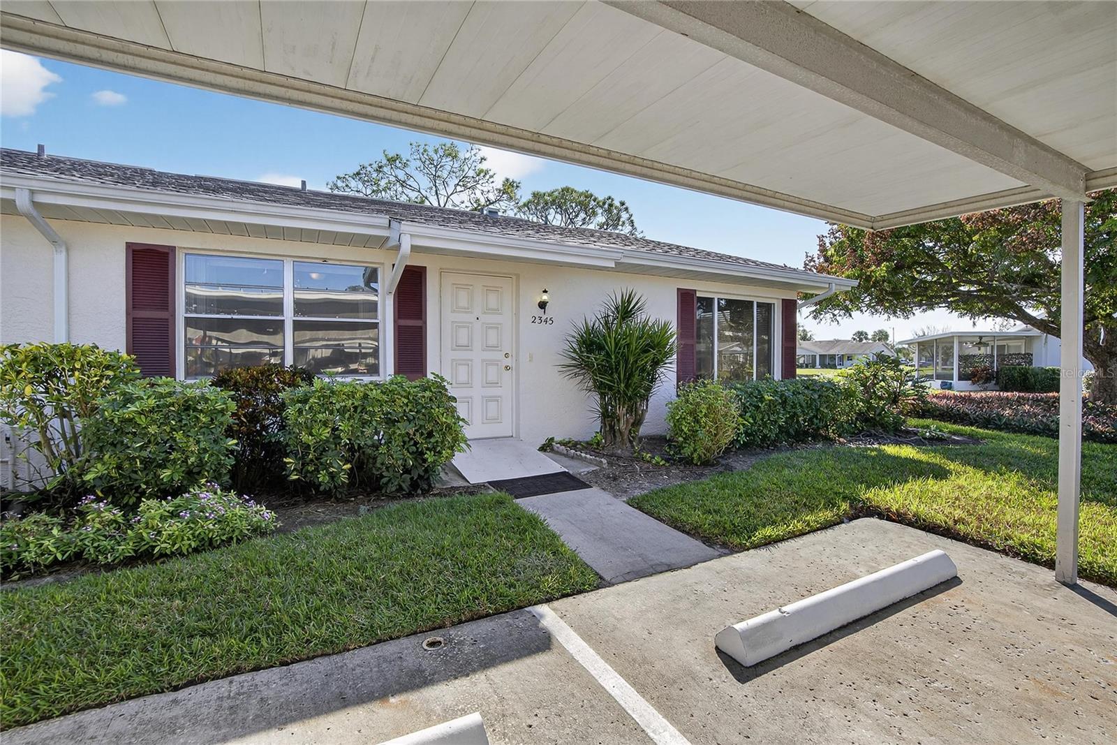 Image 24 of 33 For 2345 Glenmore Circle 0