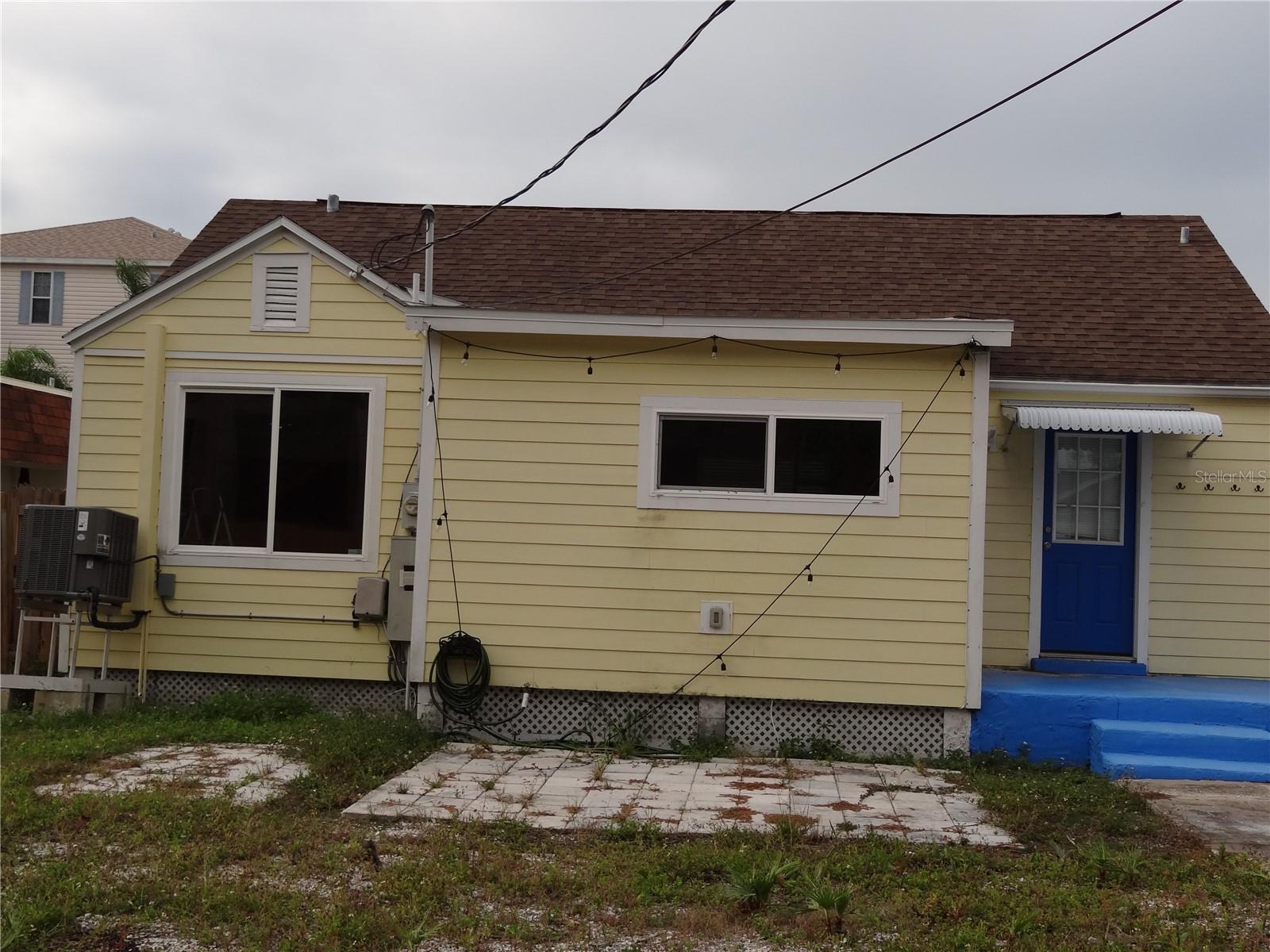 Image 2 of 25 For 14117 Palm Street