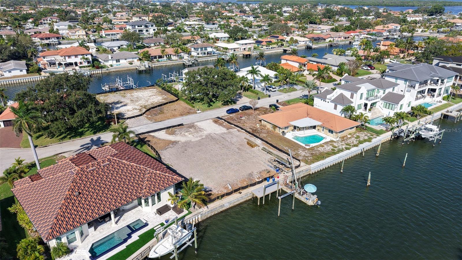 Image 5 of 14 For 1920 Hawaii Avenue Ne