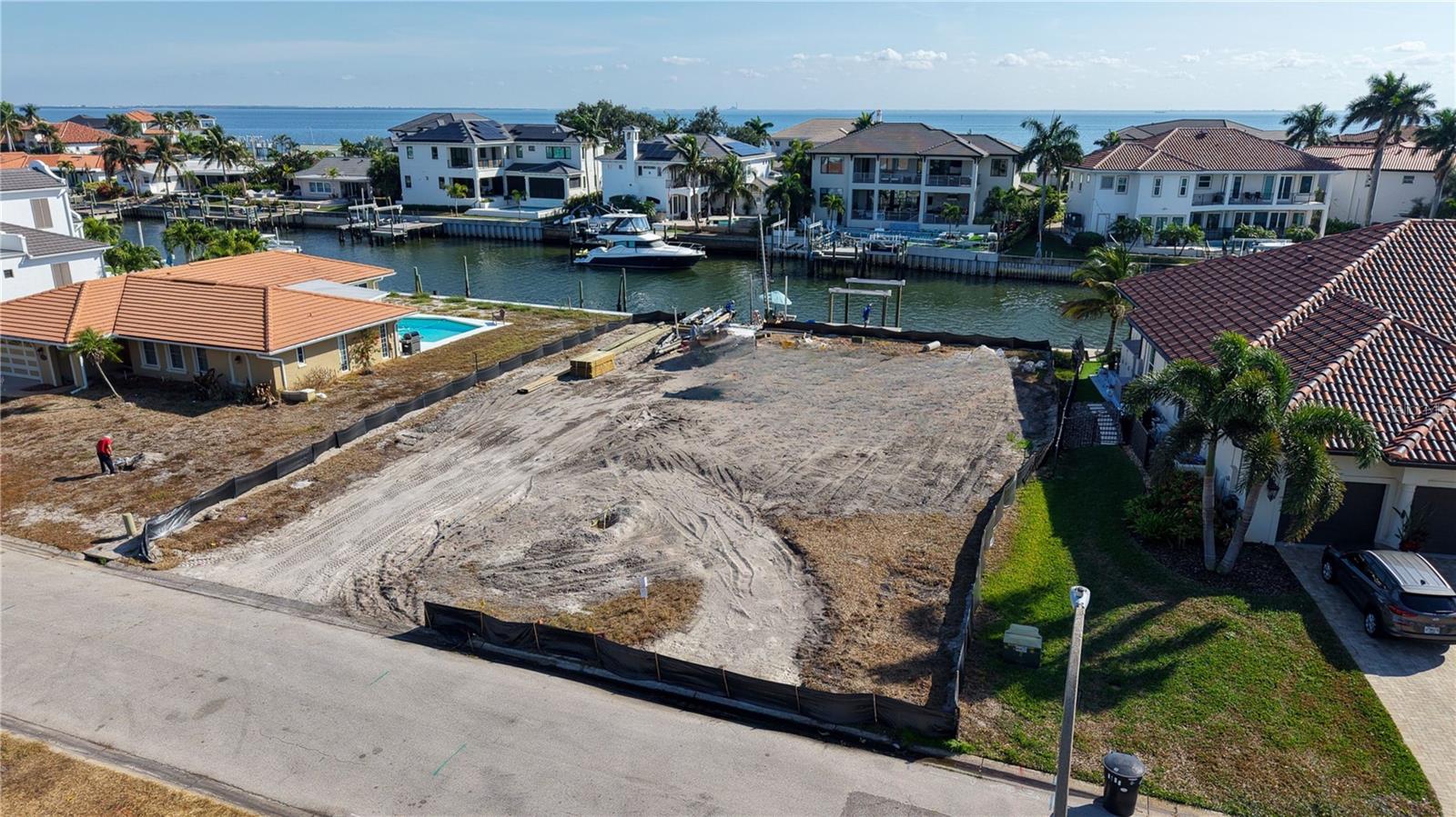 Image 8 of 14 For 1920 Hawaii Avenue Ne