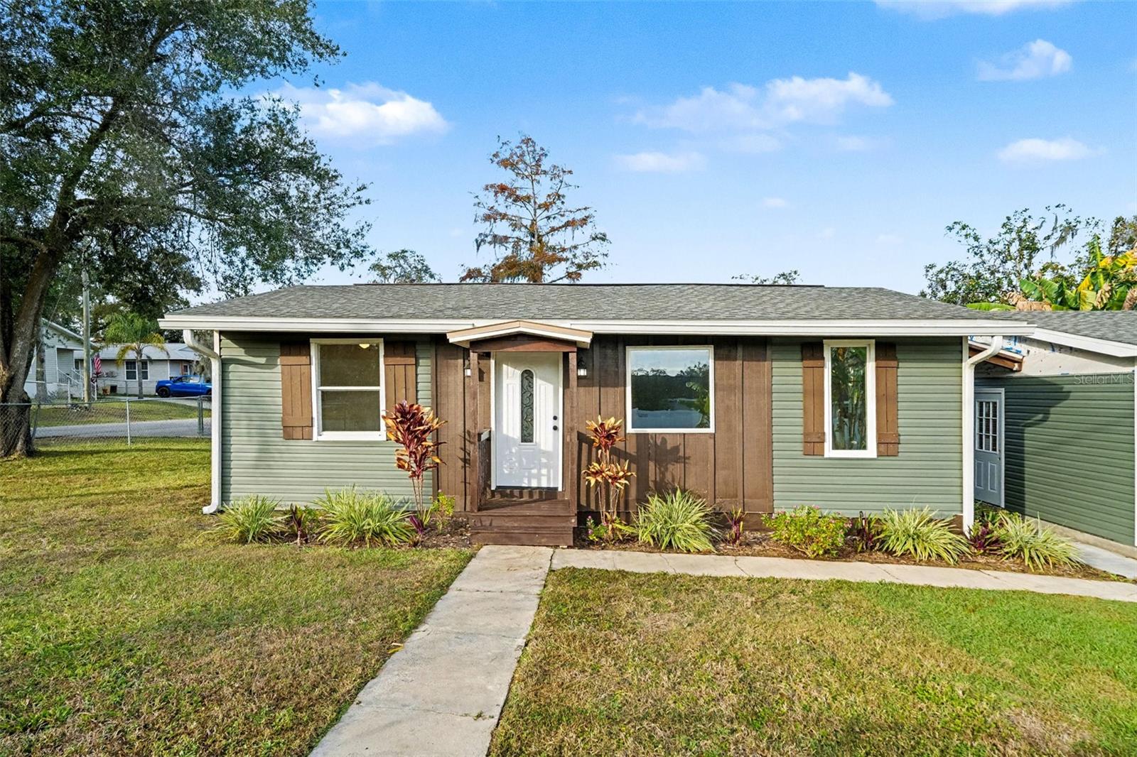 Details for 37045 North Avenue, DADE CITY, FL 33523