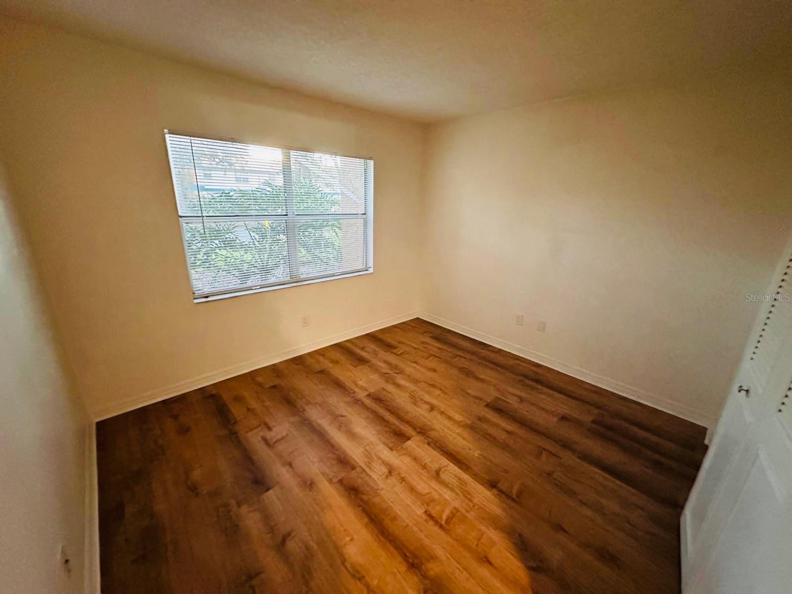 Image 14 of 24 For 4411 Shady Terrace Lane 107