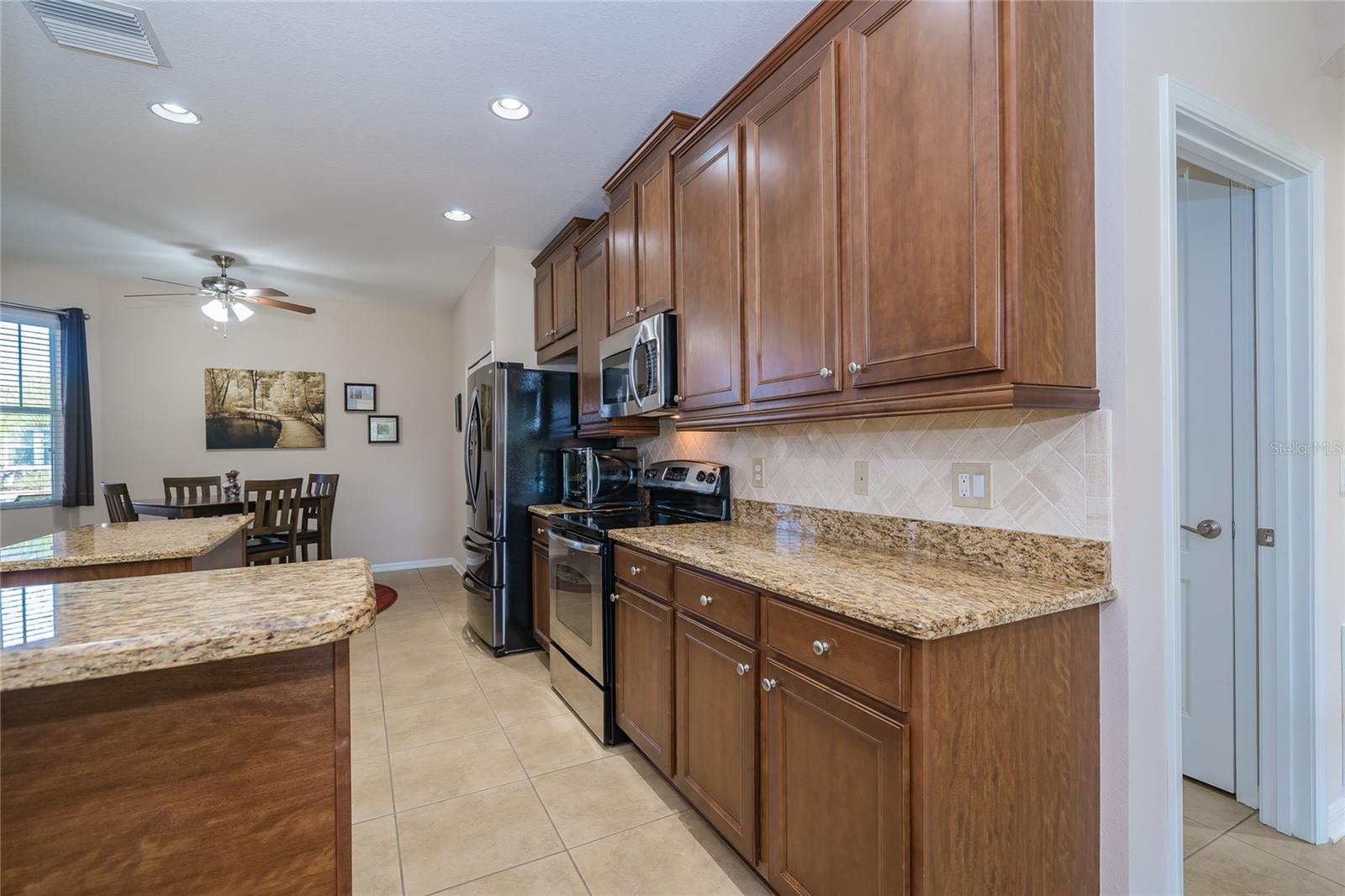 Image 36 of 73 For 29290 Grass Bunker Drive