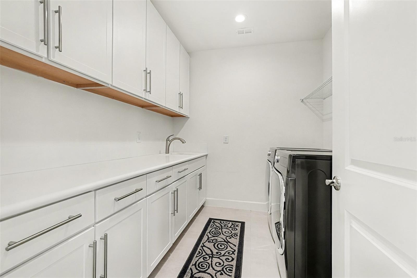 Image 21 of 41 For 32423 Rosewood Meadow Lane