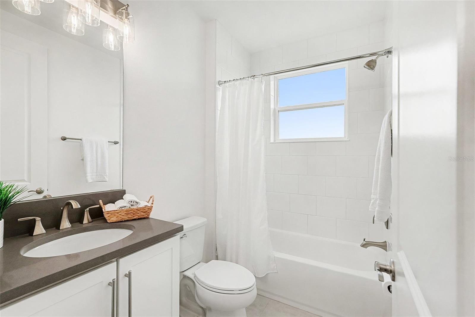 Image 24 of 41 For 32423 Rosewood Meadow Lane