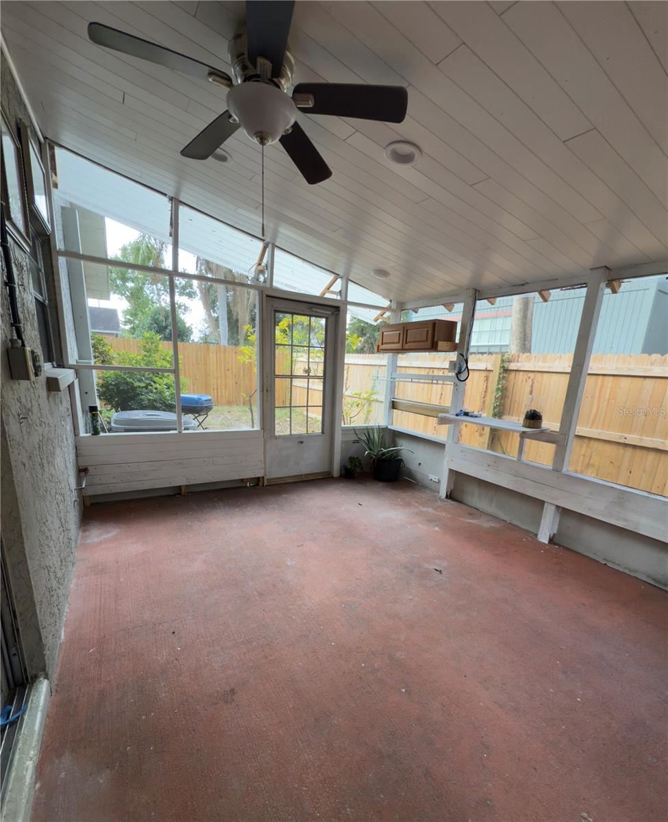 Image 11 of 26 For 7872 59th Street N