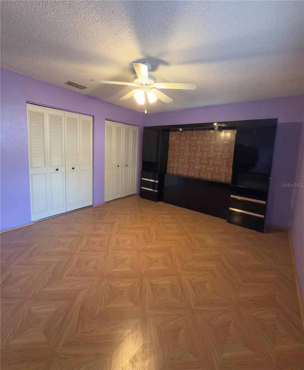 Image 16 of 26 For 7872 59th Street N