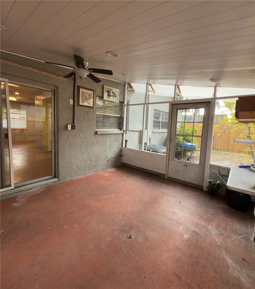 Image 21 of 26 For 7872 59th Street N