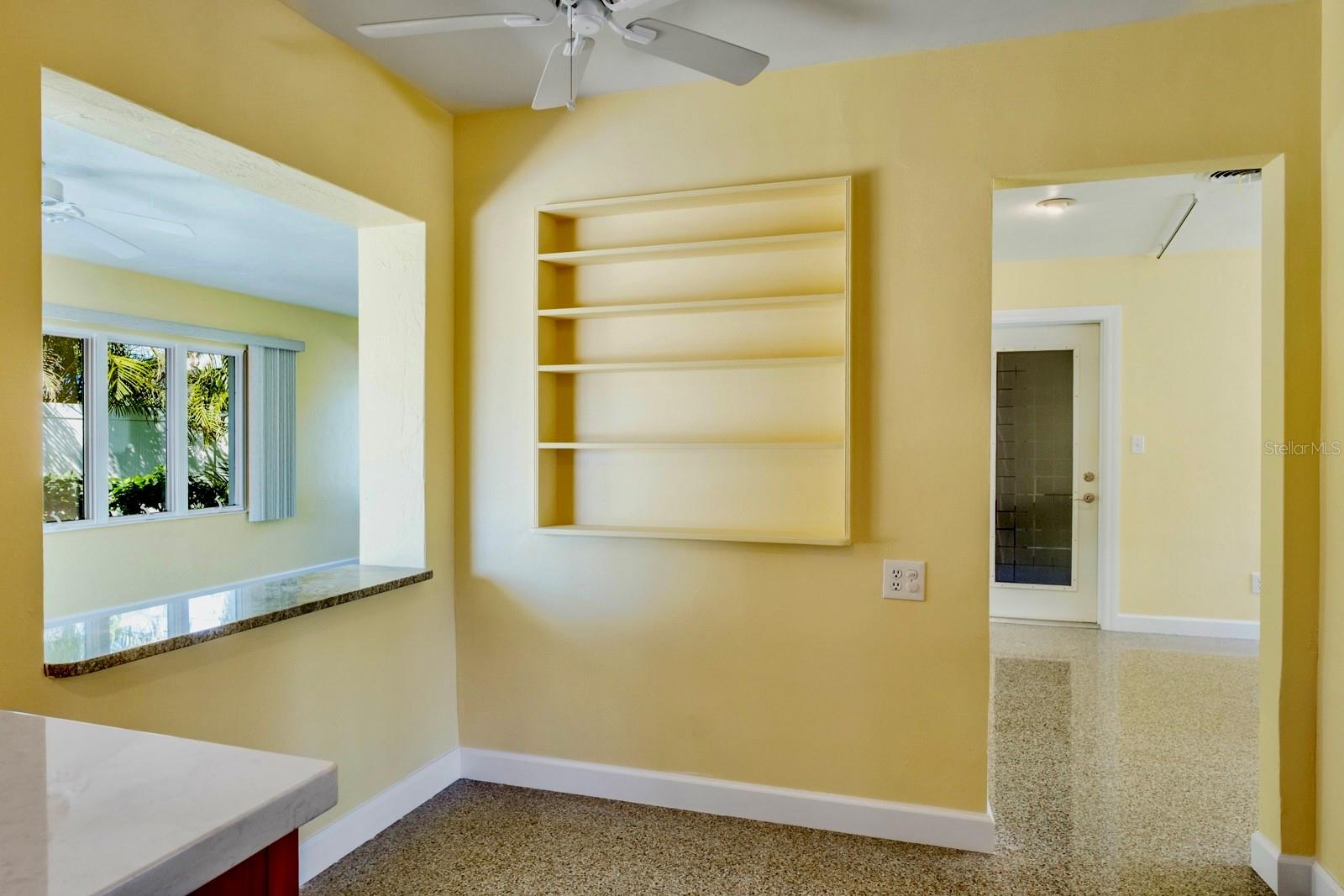 Image 16 of 42 For 4550 Plaza Way