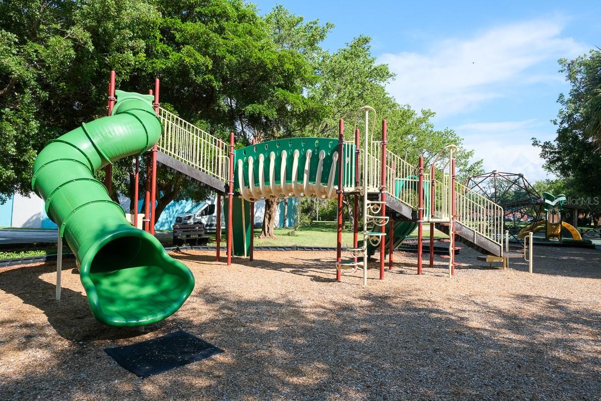 Image 38 of 42 For 4550 Plaza Way