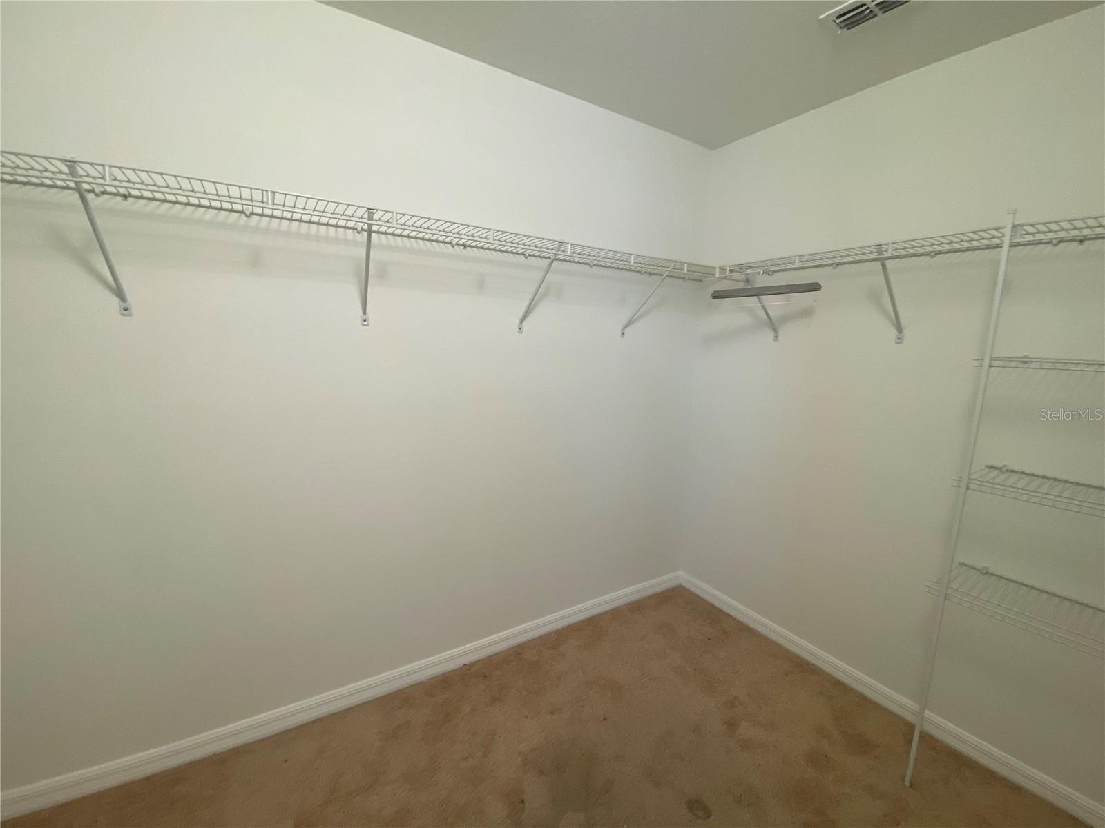 Image 23 of 31 For 12013 Greengate Drive