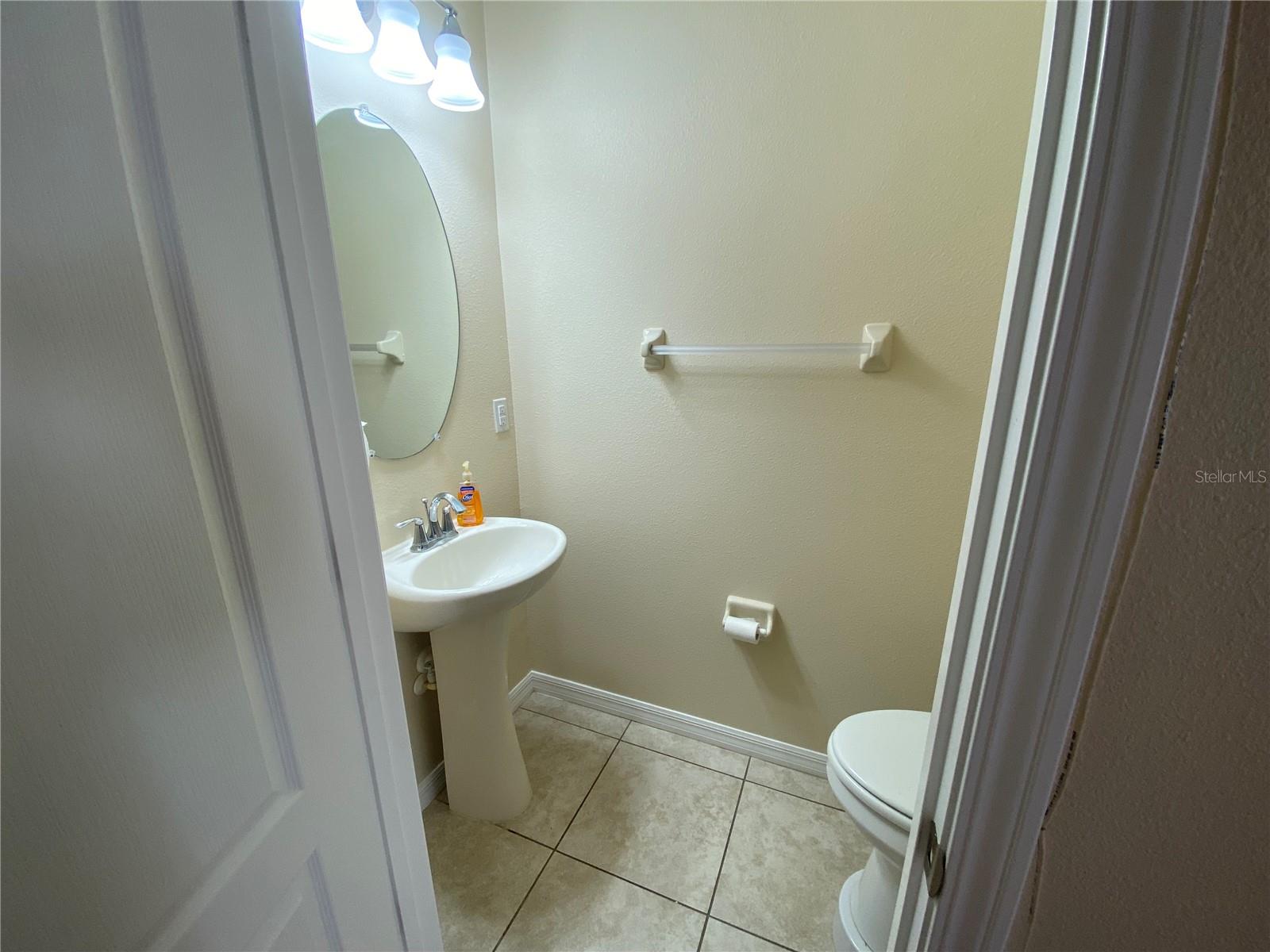 Image 7 of 31 For 12013 Greengate Drive