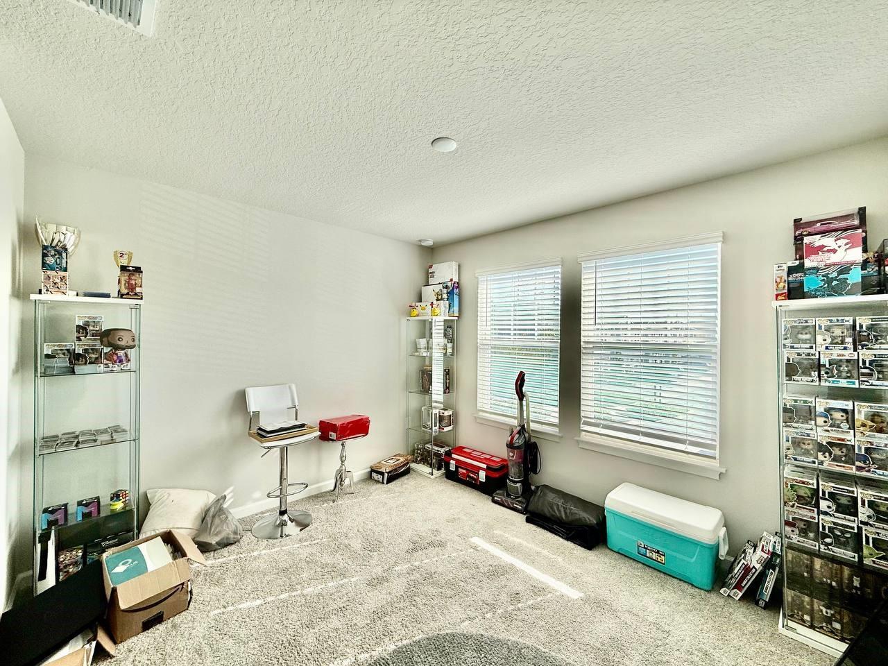 Listing photo id 15 for 8319 Wildflower Glen Avenue