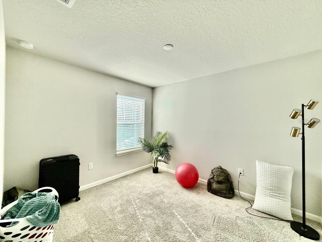 Listing photo id 16 for 8319 Wildflower Glen Avenue