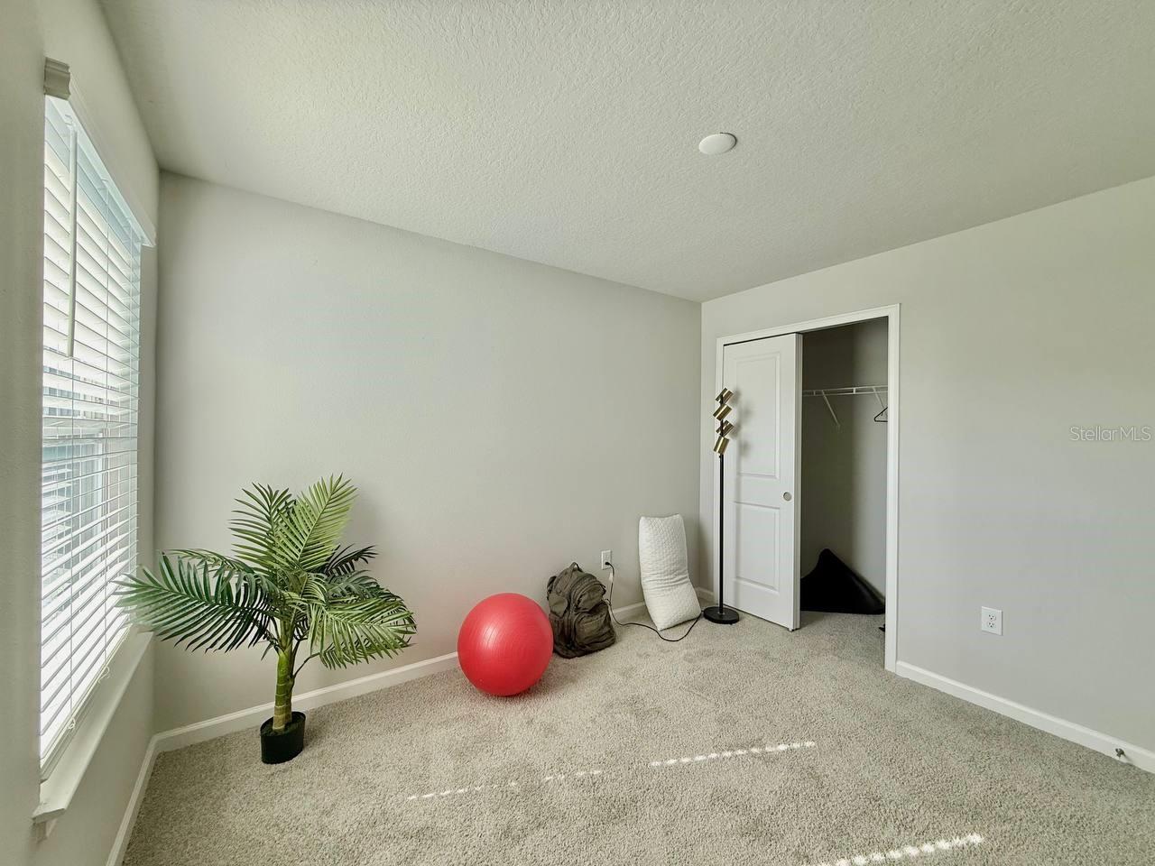 Listing photo id 18 for 8319 Wildflower Glen Avenue