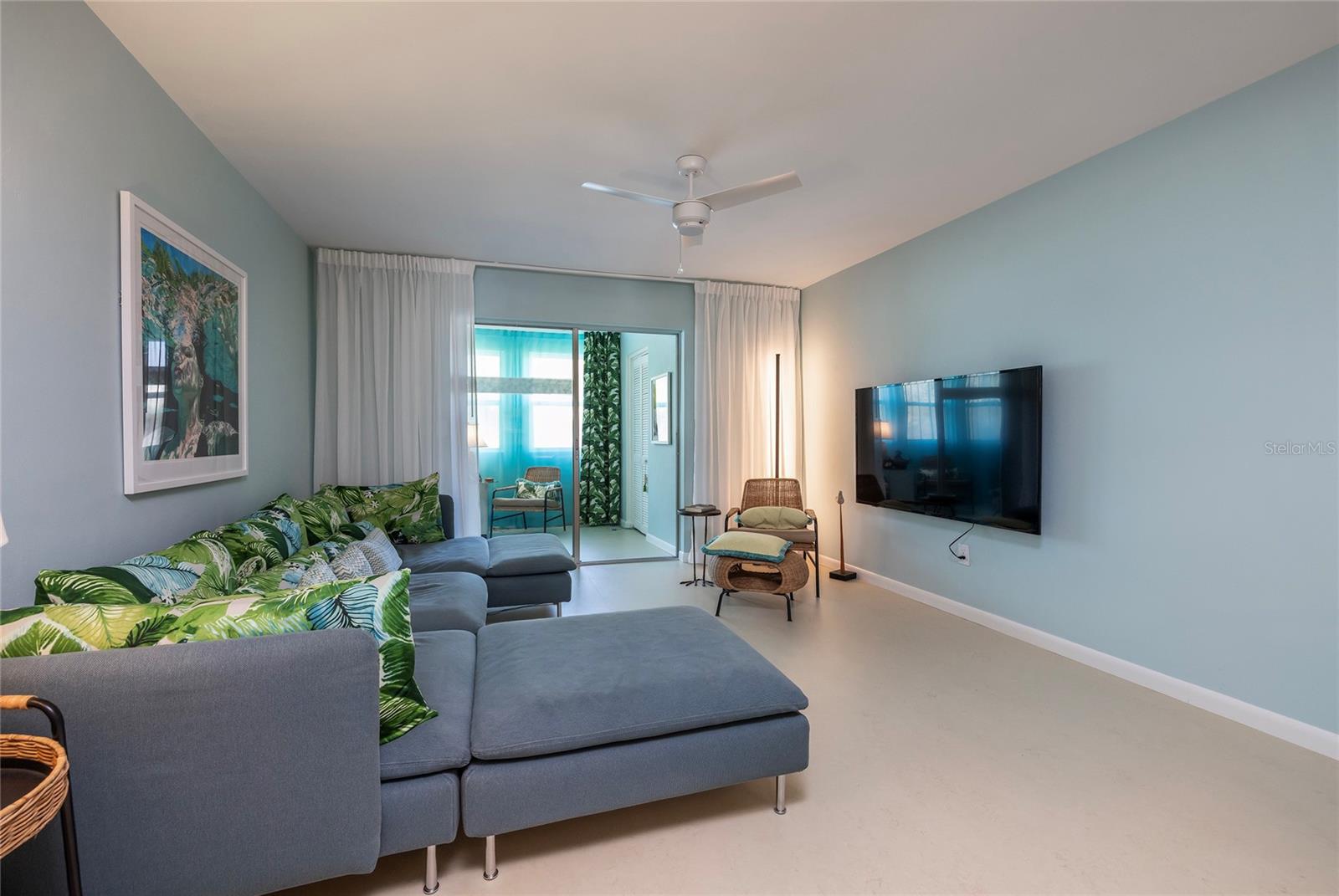 Image 12 of 34 For 500 Glennes Lane 202