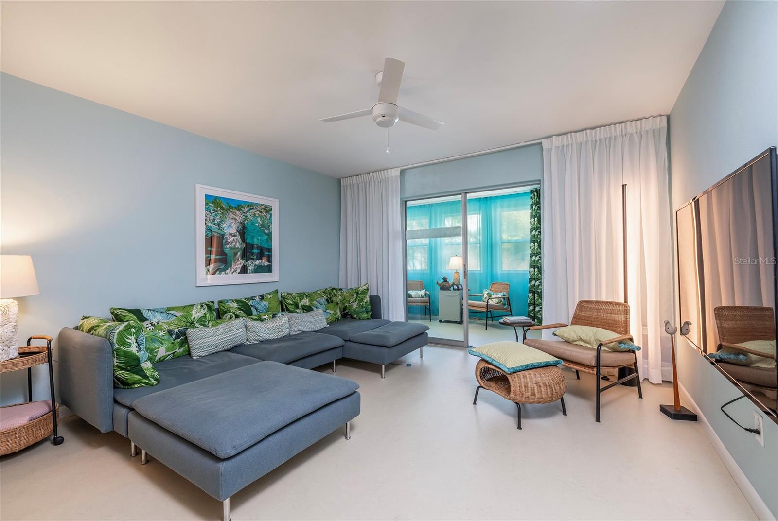 Image 3 of 34 For 500 Glennes Lane 202