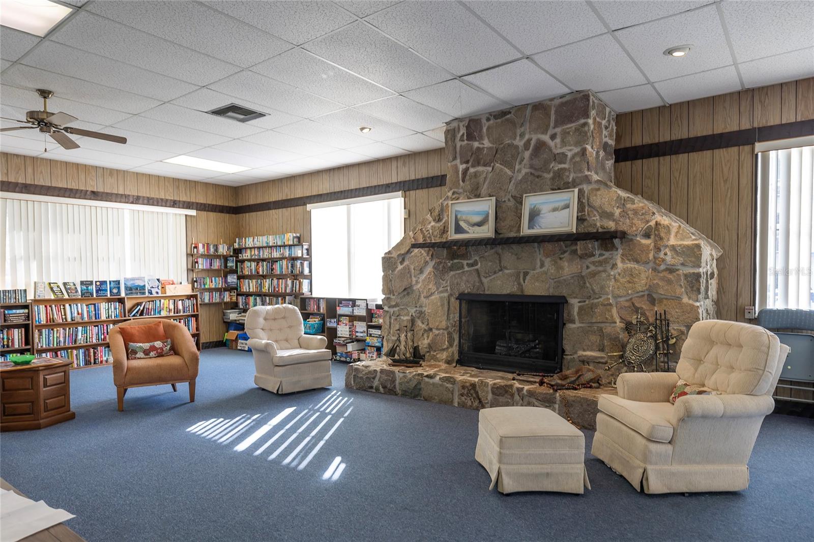 Image 33 of 34 For 500 Glennes Lane 202