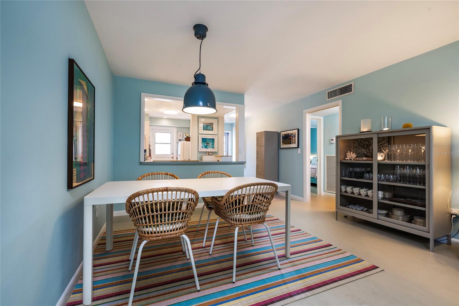 Image 4 of 34 For 500 Glennes Lane 202