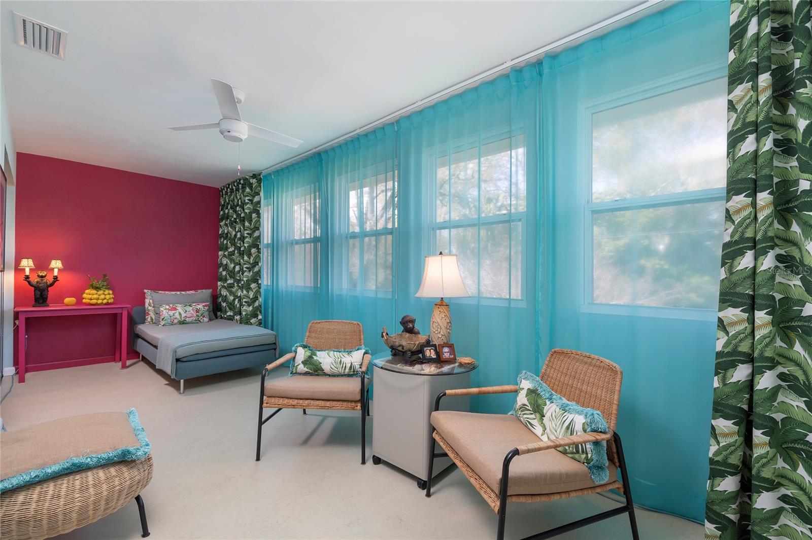 Image 6 of 34 For 500 Glennes Lane 202