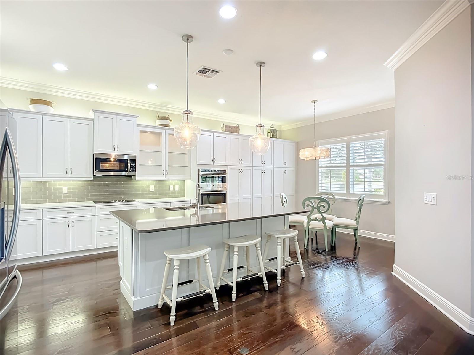 Image 16 of 75 For 15909 Cape Coral Drive