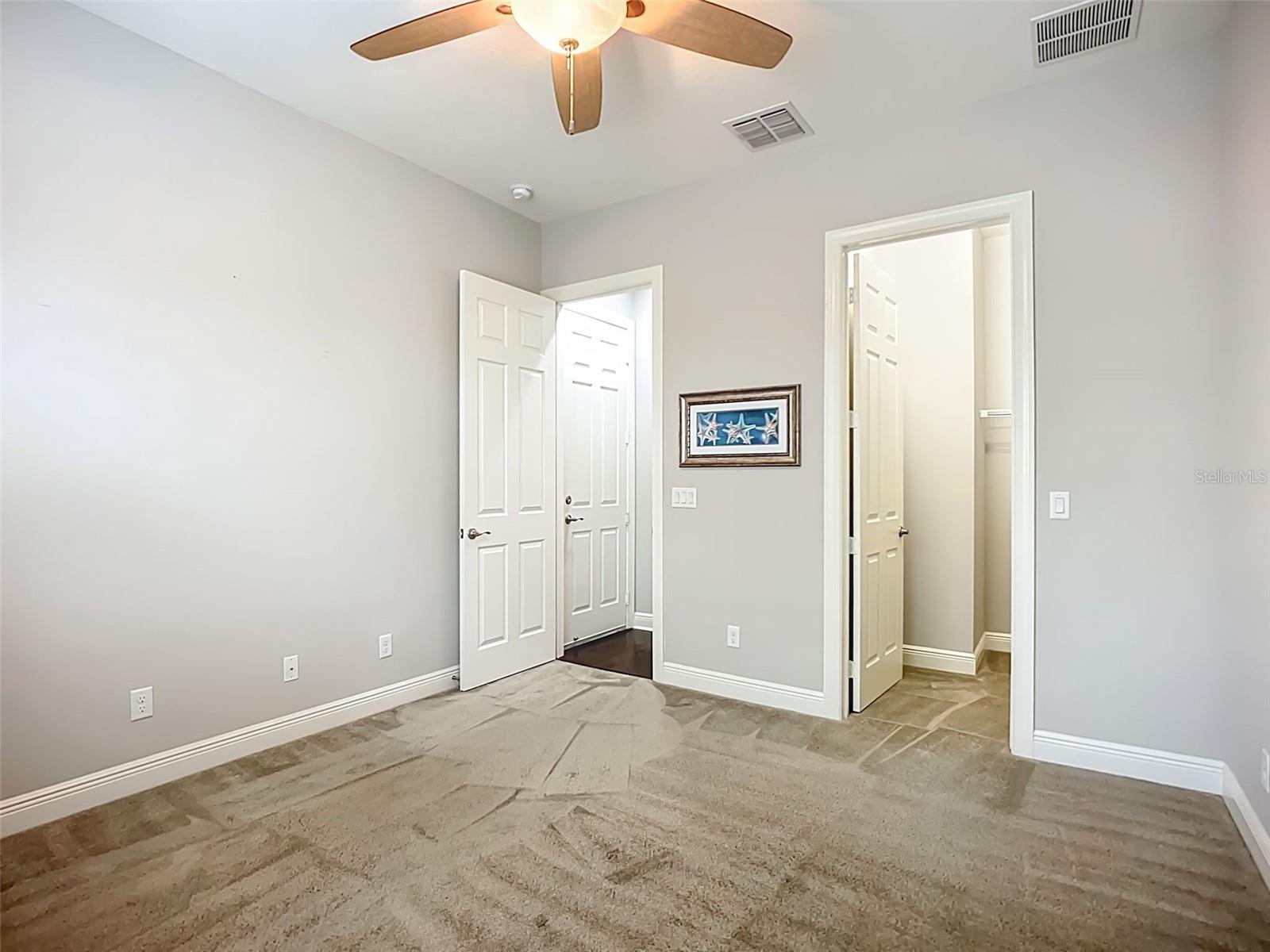 Image 33 of 75 For 15909 Cape Coral Drive