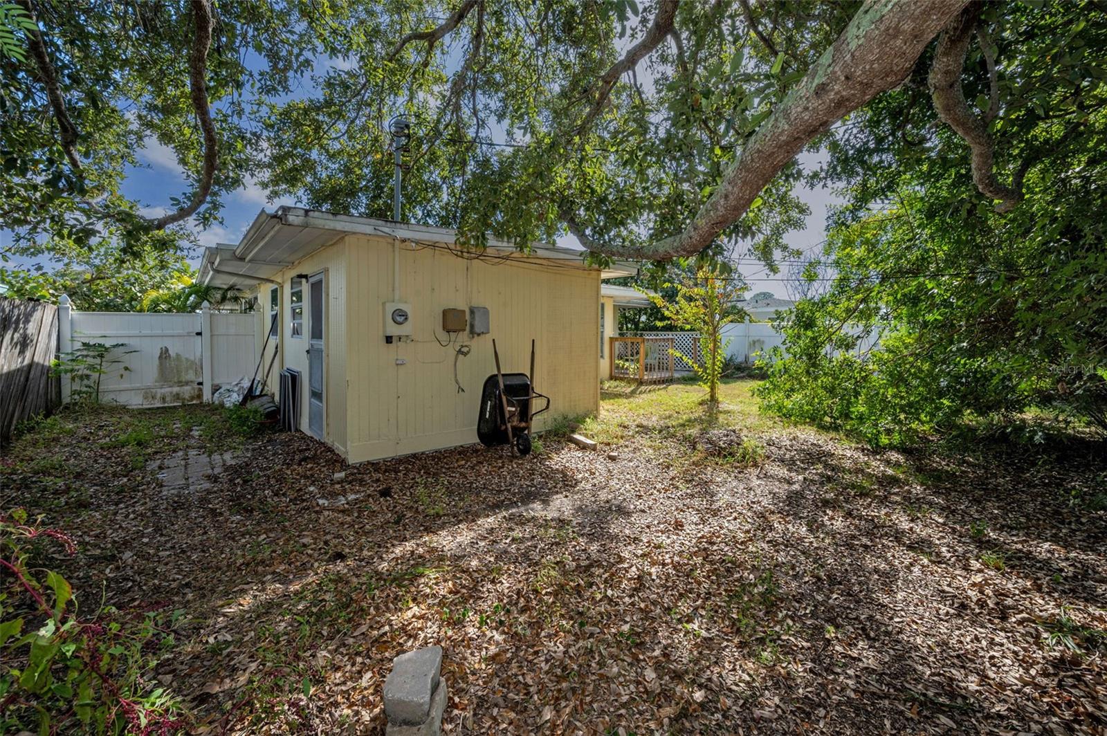 Image 29 of 81 For 2476 Coronado Way