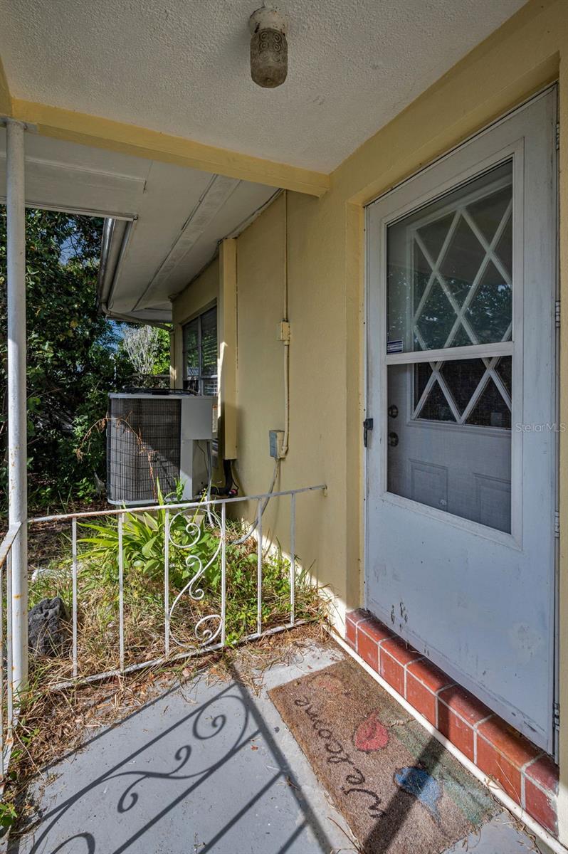 Image 6 of 81 For 2476 Coronado Way