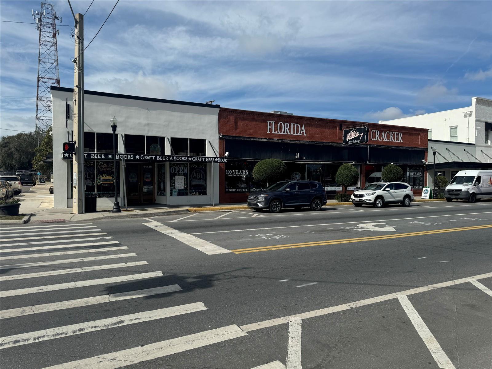 Image 10 of 12 For 14483 Italy Avenue