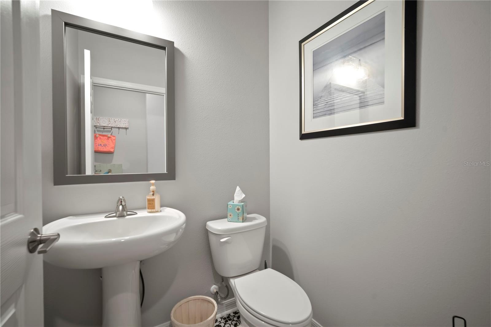 Image 16 of 61 For 5636 Silver Sun Drive