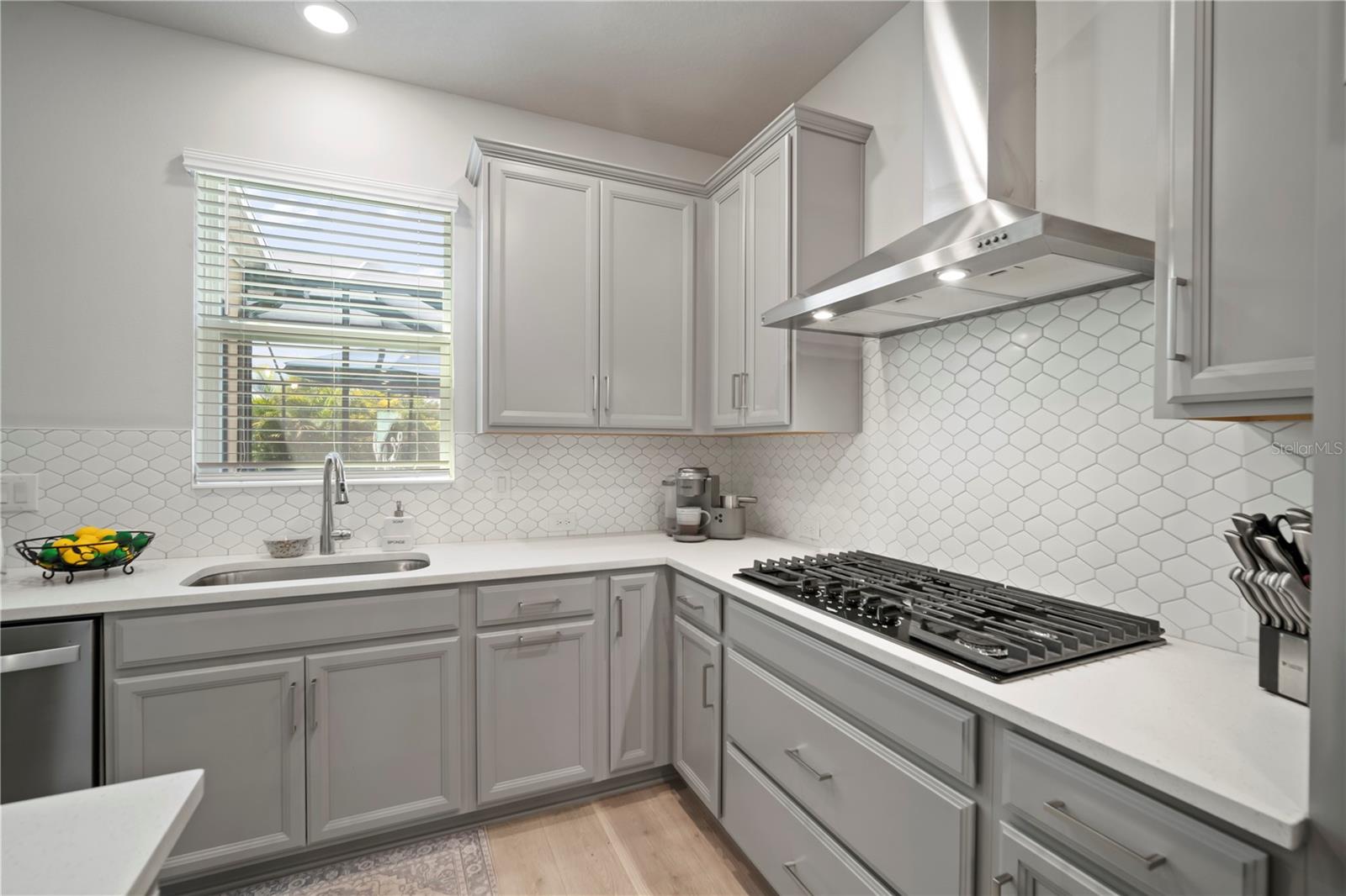 Image 22 of 61 For 5636 Silver Sun Drive