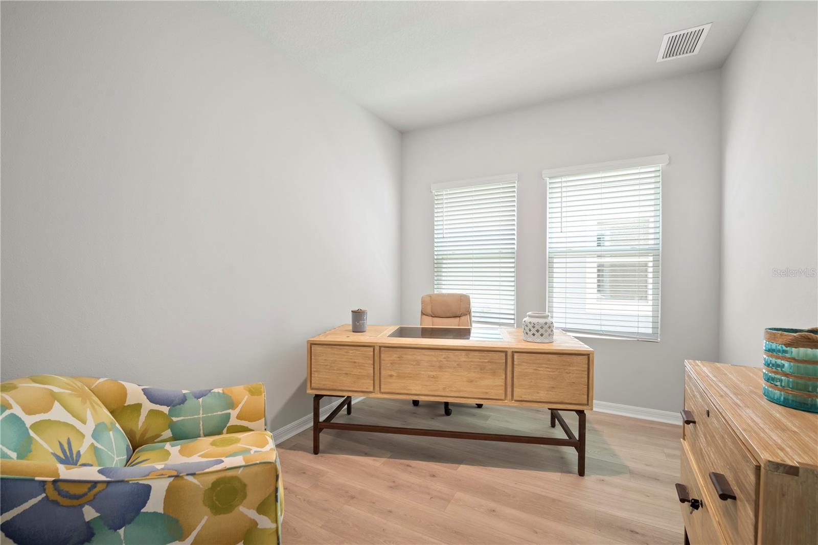 Image 32 of 61 For 5636 Silver Sun Drive