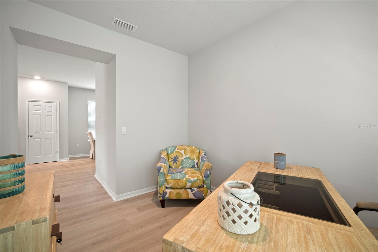 Image 33 of 61 For 5636 Silver Sun Drive