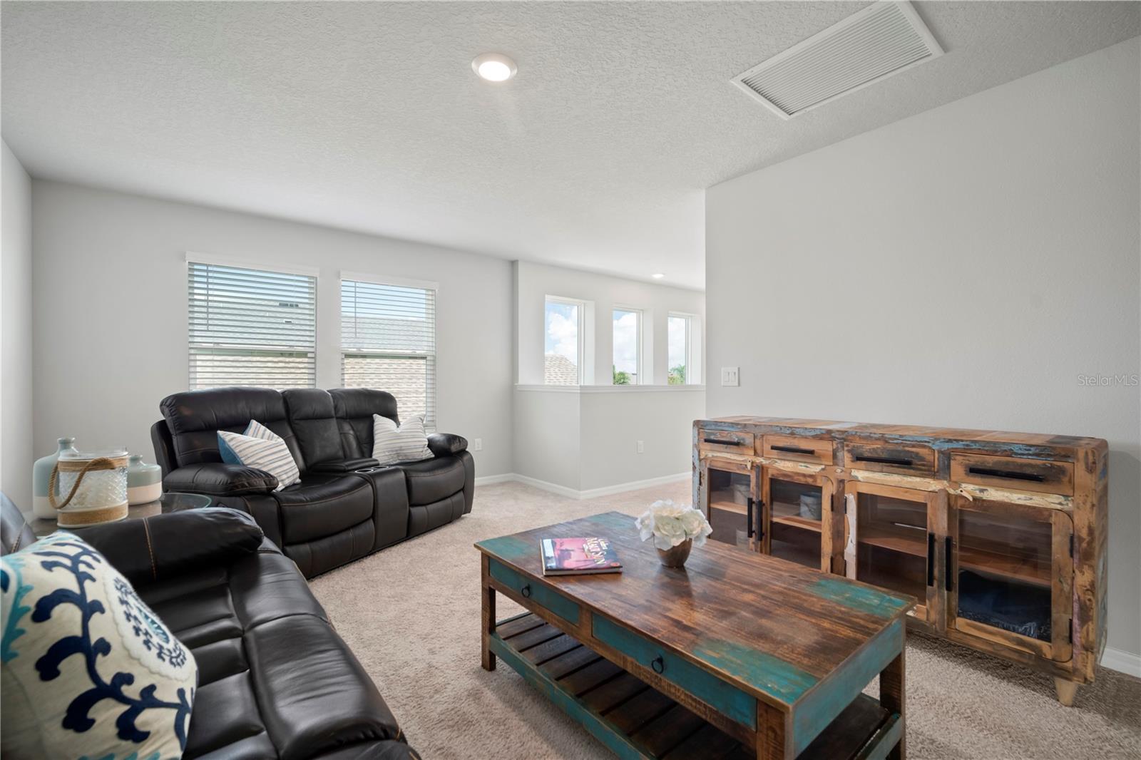 Image 36 of 61 For 5636 Silver Sun Drive