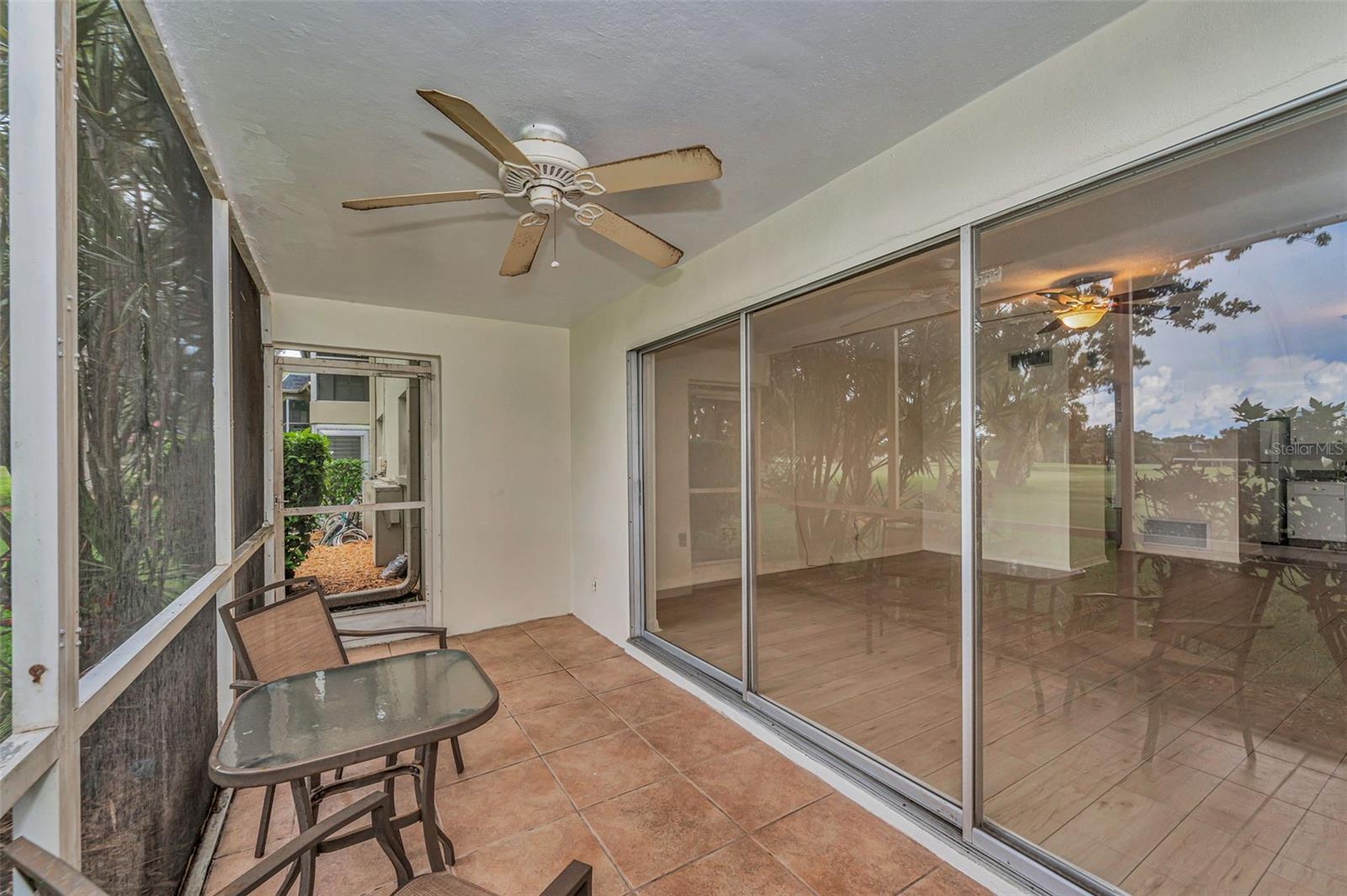 Image 27 of 40 For 68 Country Club Drive N-a