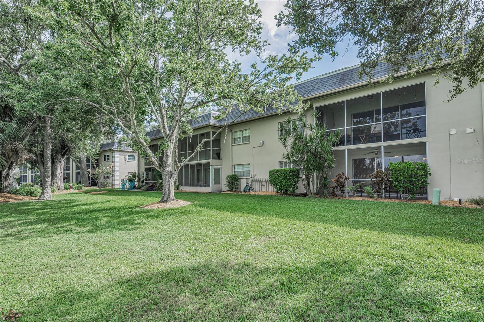 Image 29 of 40 For 68 Country Club Drive N-a