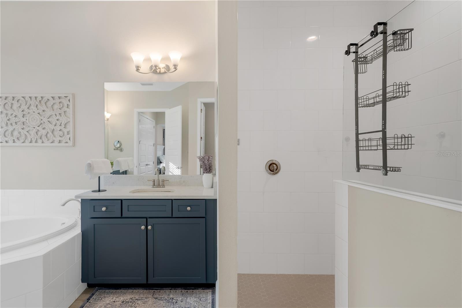 Listing photo id 15 for 3010 Albion Walk Place